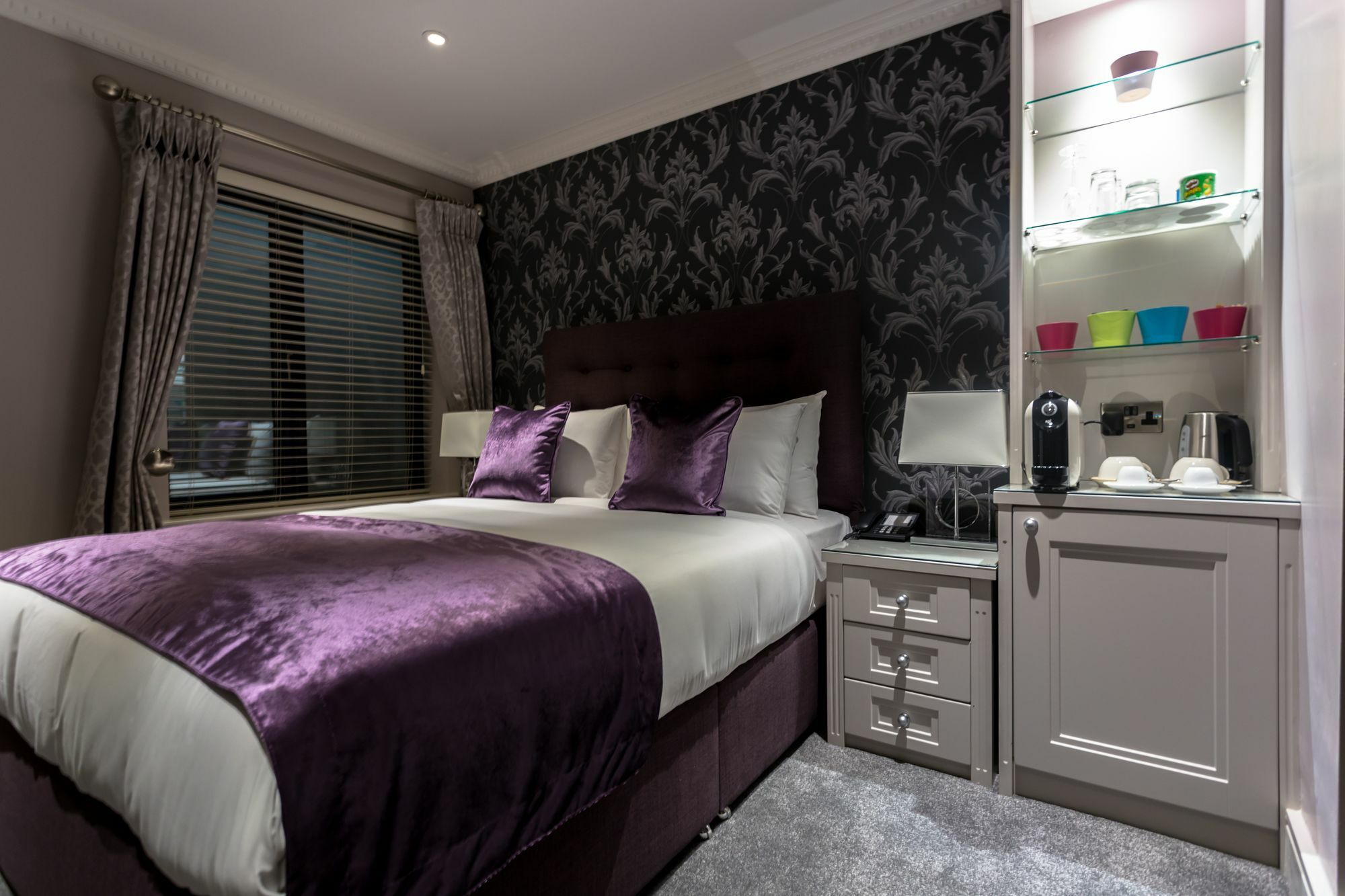 12Th Lock Boutique Hotel Каслнок Экстерьер фото