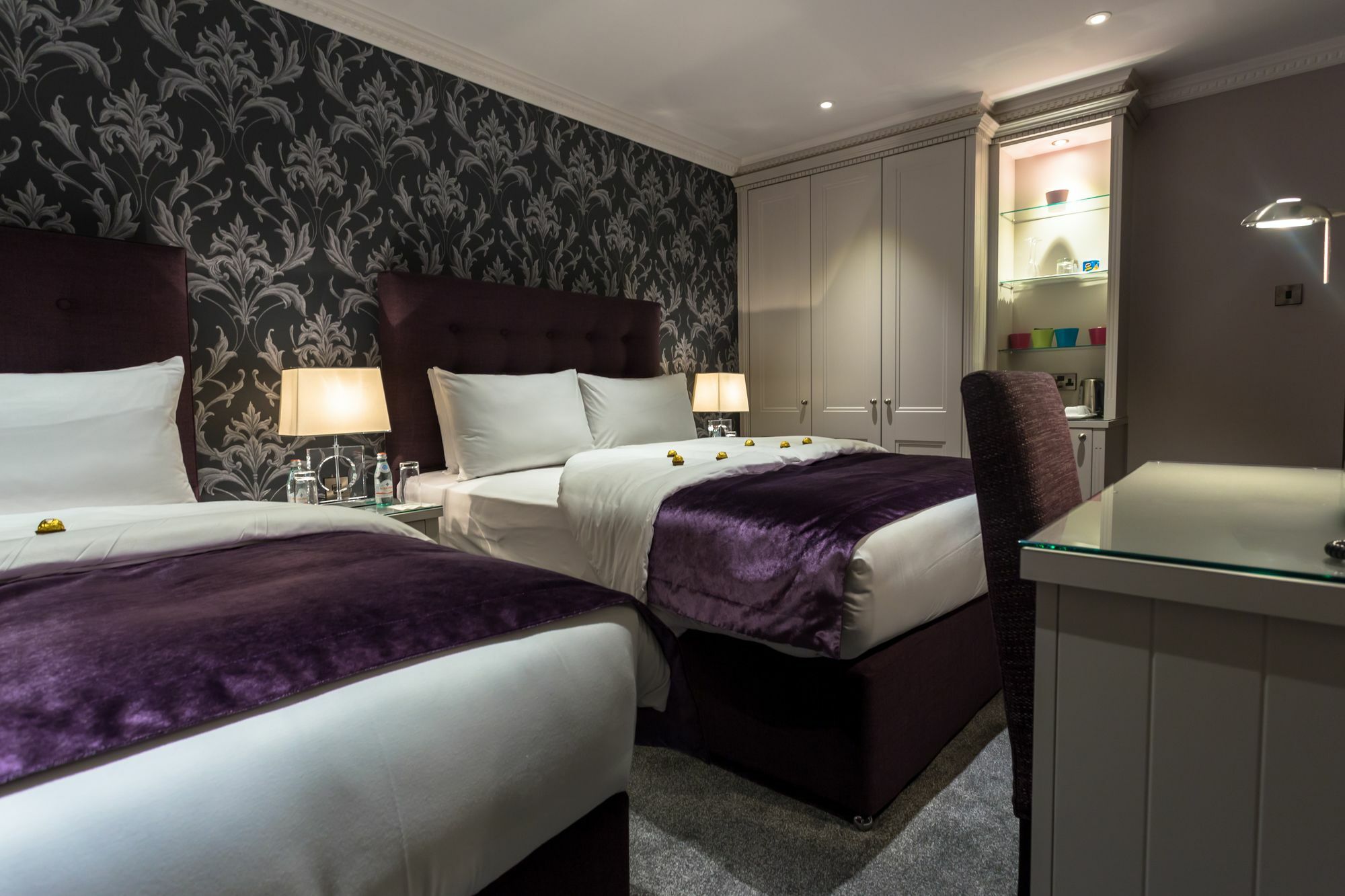 12Th Lock Boutique Hotel Каслнок Экстерьер фото